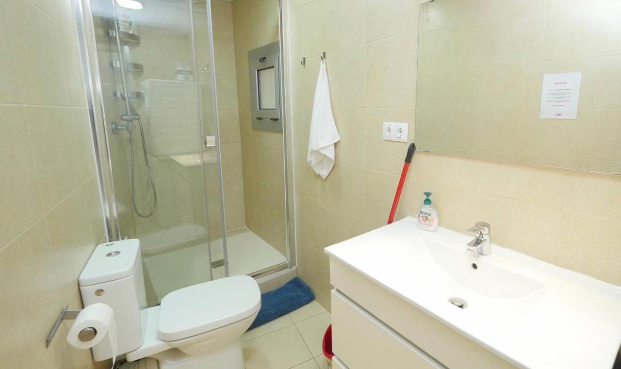 Old Town 4-bedroom Apartment